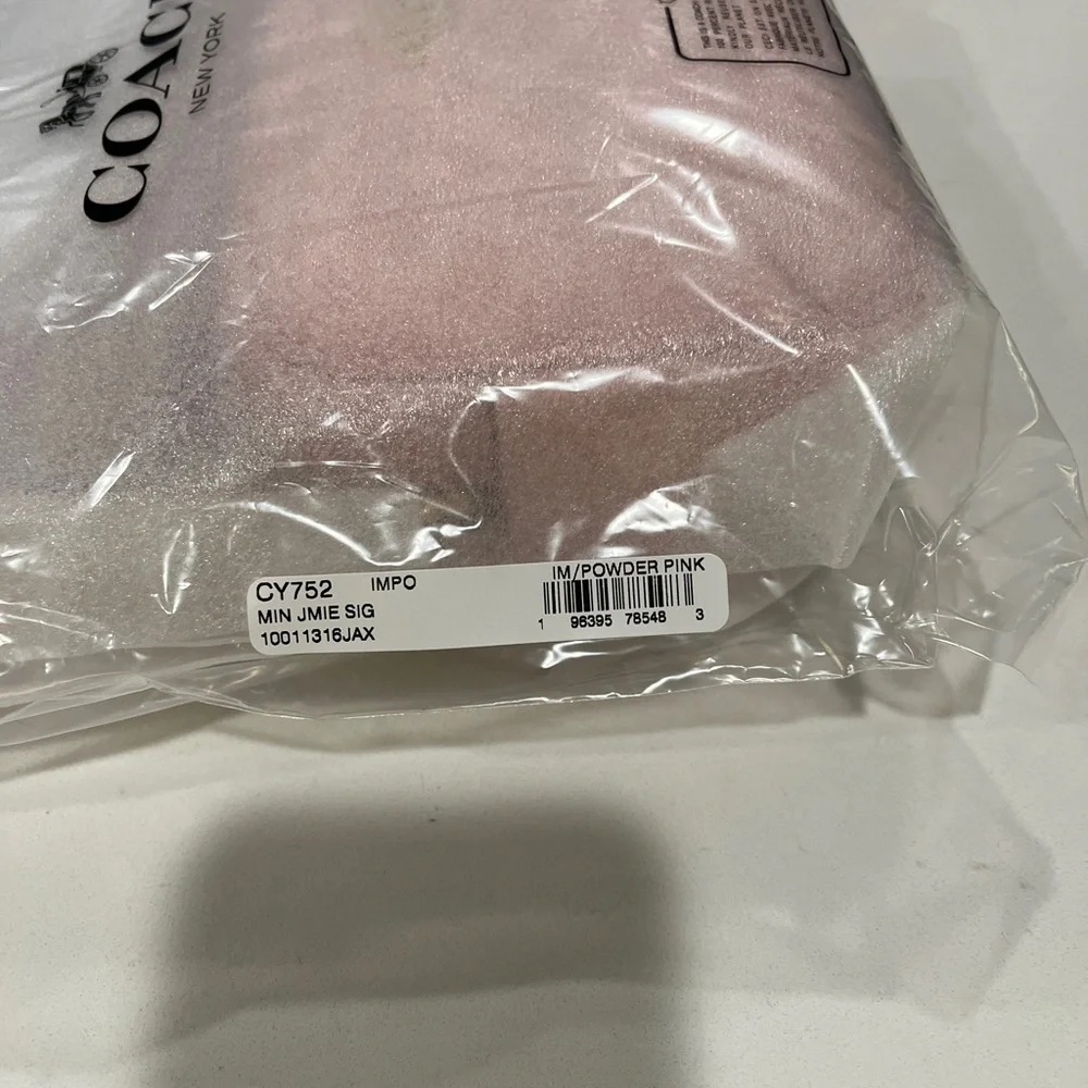 New! Coach! - Picture 6 of 16